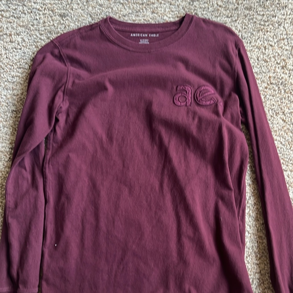 American Eagle long sleeve shirt